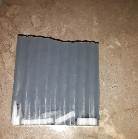 Activated Charcoal Bar - Picture 3 of 3